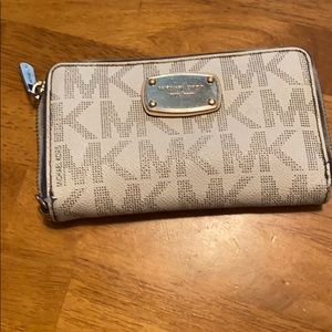 Mk Wallet